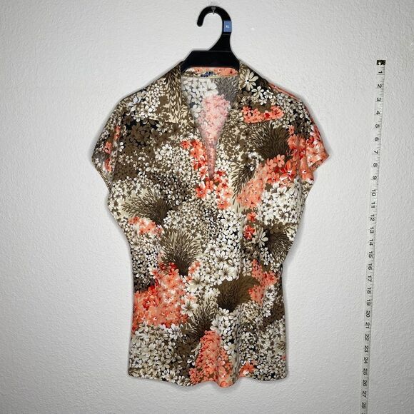 Vintage Floral Top - Picture 7 of 7